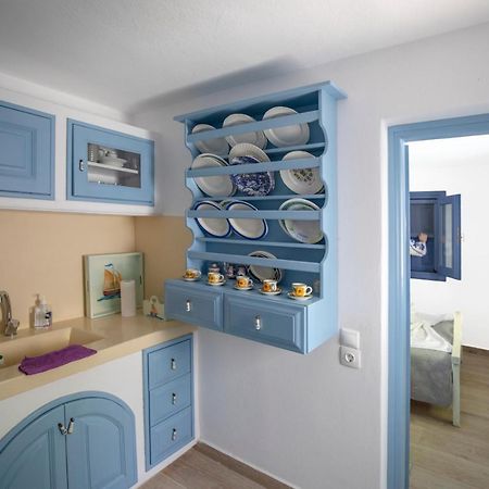 Thea Menetes Apartamento Menetaí Exterior foto