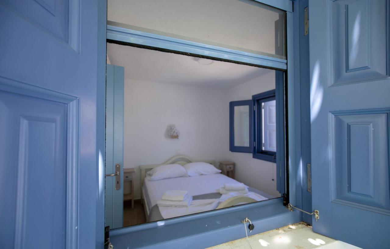 Thea Menetes Apartamento Menetaí Exterior foto